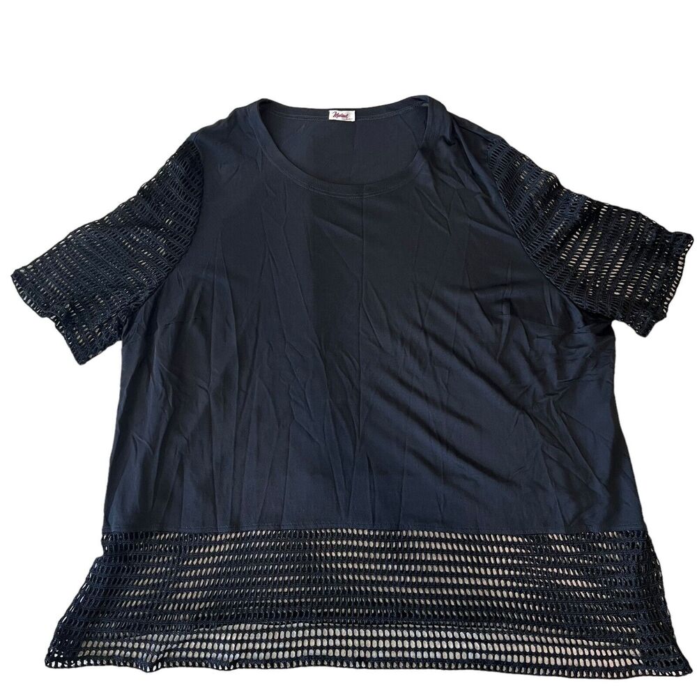 Vintage Madame Zurich Fishnet Eyelet Knit Top Womens Sz. 30 Made in Italy‎